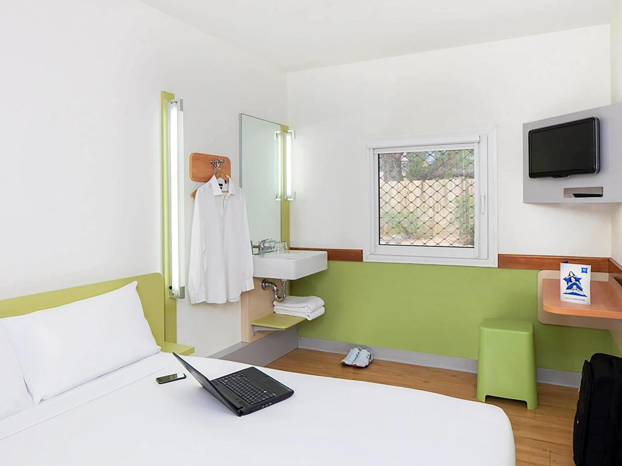 Ibis Budget - Dandenong Εξωτερικό φωτογραφία